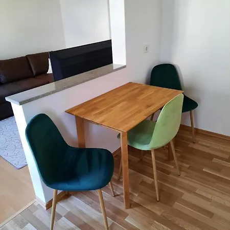 Roter Riesling Apartment