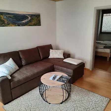 Апартаменты Roter Riesling Целль-ан-дер-Мозель