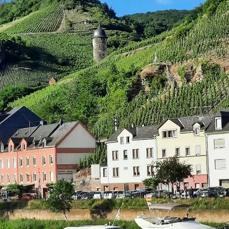 Roter Riesling Apartment *